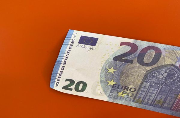 

movie prop banknote children 01 party fake play banknote gift toy quality money billet euro 20 fast money money euro4997700