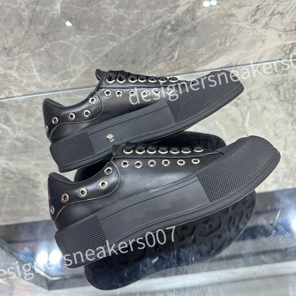 

2023 new luxurys designer men causal shoe fashion woman leather lace up platform sole sneakers white black mens womens sneaker xsd221111