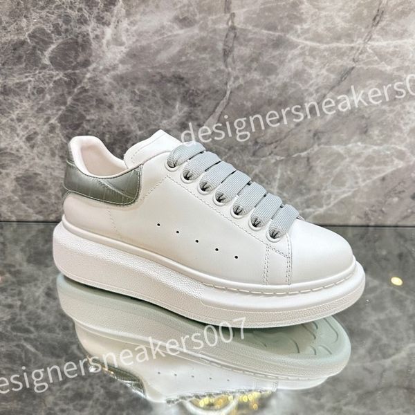

2023 new luxury mens old daddy shoe sneakers fashion trend designer brand classic pure black non-slip outsole outdoor street xsd221105