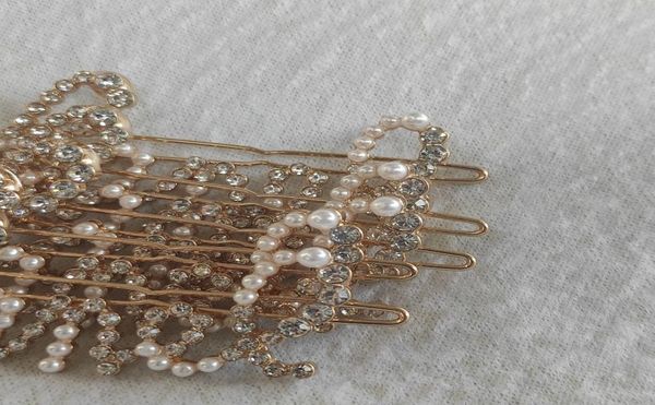 

metal hair clips c classic rhinestone pearls letters design hairpins classic hair accessories gift1329562, Golden;silver