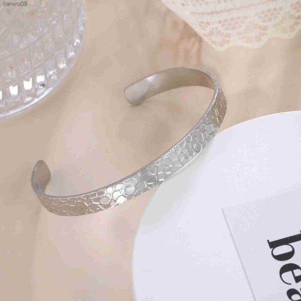 

skyrim minimalist irregular geometric cuff bracelet stainless steel adjustable open bangle fashion jewelry gift for women lover l230704, Black