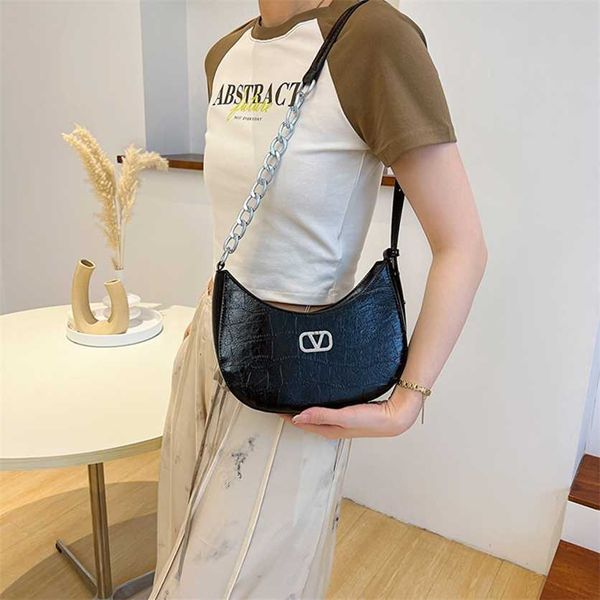 

65% off 2023 new bagdesigner summer new versatile chain one shoulder underarm fashionable trendy small group stone pattern letter women&#039
