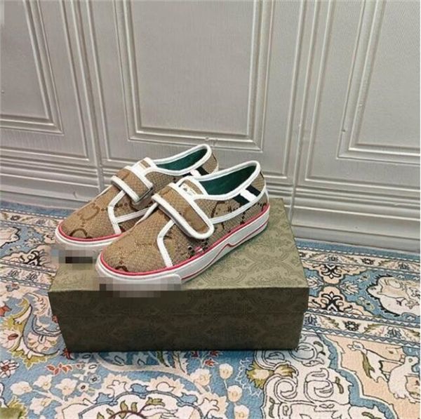 

2023 classics designer new canvas shoes tennis mens women high low classic recommended washed make old casual shoe embroidered vintage jacqu, Black