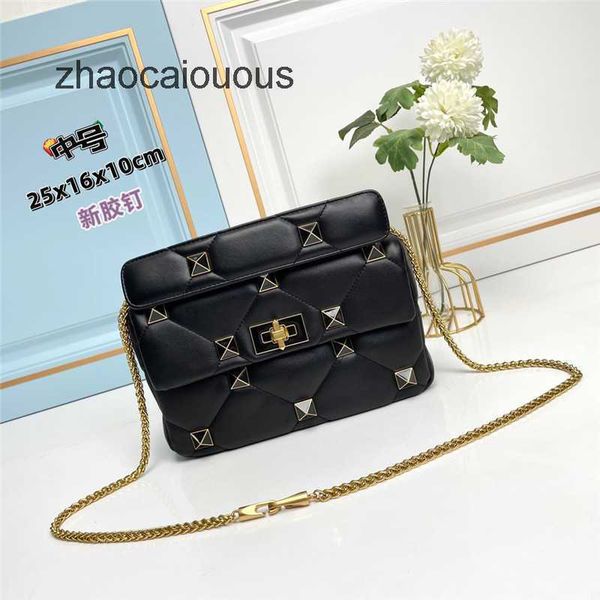

bag valentins beach bag small rivet luxury handbags designer classic women bags crossbody handbags fashionable handbag rgzo