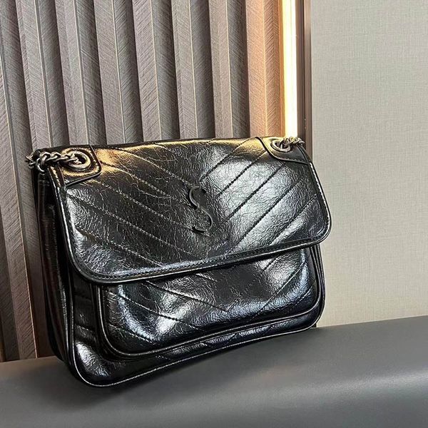 

women large capacity classic flap shoulder bag adjustable chain leather quilted luxury handbag v-stitch crossbody designer bag multi pocket
