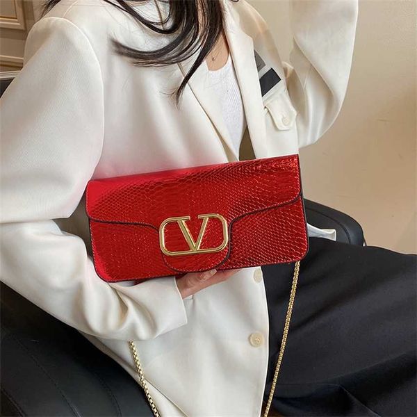 

68% off 2023 new bagbag designer elegant handbag snake scale texture one shoulder women's bag three-dimensional stylish simple mature a