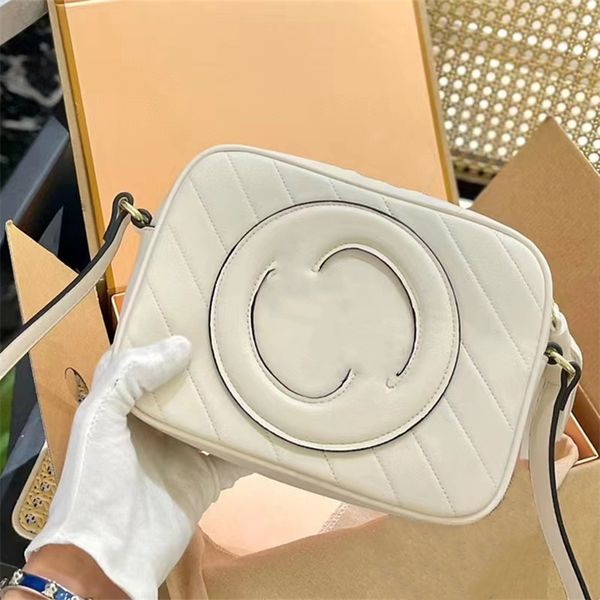 

2023 woman mens camera bags designer bag crossbody shoulder phone bag luxury cross body small flaps leather letters 5a