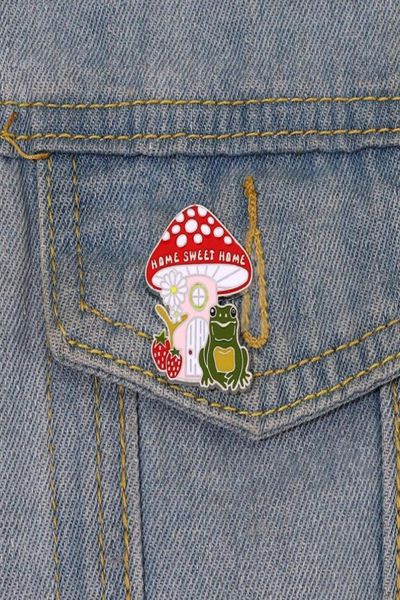 

mushroom froggy enamel pin custom frog house brooches lapel badge fun cute animal jewelry gift for kids friends cute stuff4296626, Blue