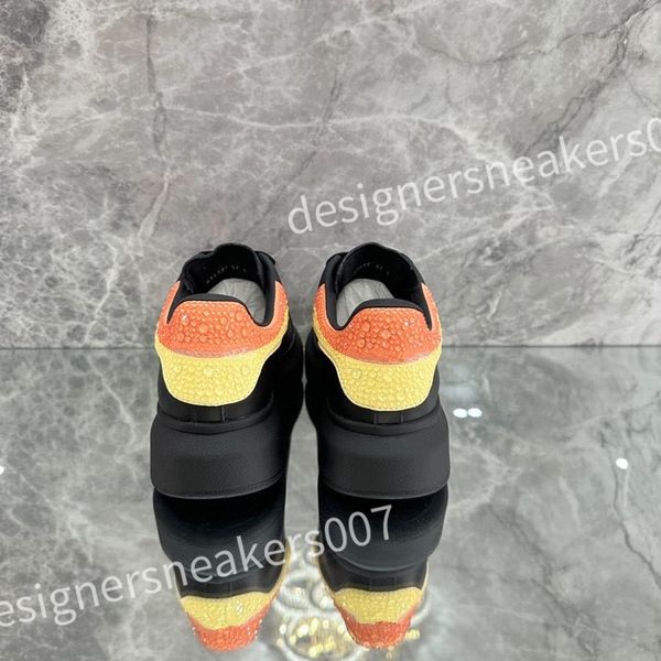 

2023 luxury sneakers casual alexander shoe tread slick chaussures high triple royal pale lace up sneaker men platform womens trainers xsd221, Black