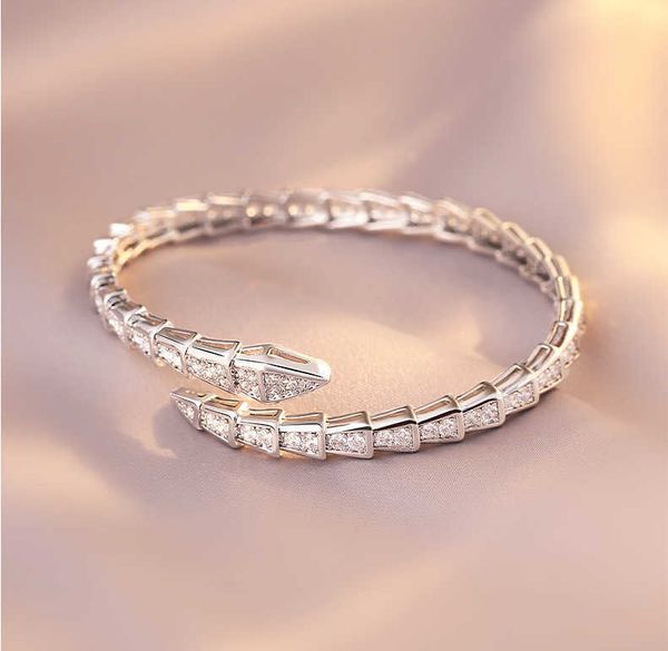 

new micro inlaid zircon snake shaped with female minority design silver opening fashion bracelet, Golden;silver