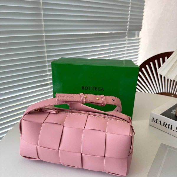 

woven bag original checkered mesh red