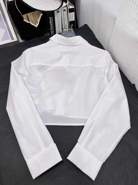 

summer women lapel short high-waist shirt, acrylic fabric soft texture, high-waist version of the version of leisure fashion., White