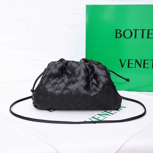 

designer bag venetas bag pouch woven cloud bag cloud pouch 8gnc