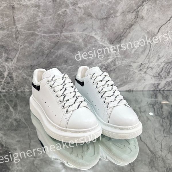 

2023 sneakers casual alexander shoe tread slick chaussures high triple royal pale lace up sneaker men platform womens trainers xsd221116, Black