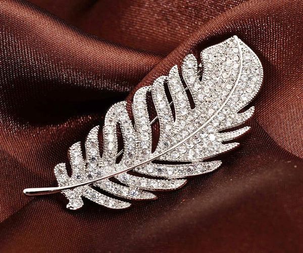 

luxury brooch designer brooches jewelry fashion zircon setting pins pearl brooches titanium with silver plated for men and women n9635827, Gray