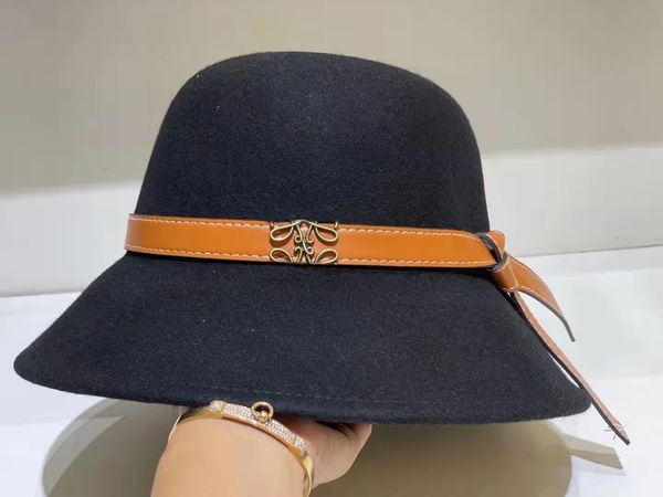 

2023 wide brim straw hats womens designer beach hat vacation flat fitted grass braid bucket hat casquette fashion street sunhat bob, Blue;gray