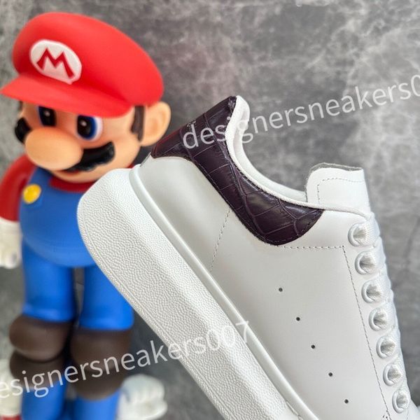 

2023 new mens designer shoes white black panda fuchsia grey fog rose whisper triple pink men women casual sneakers trainers xsd221114