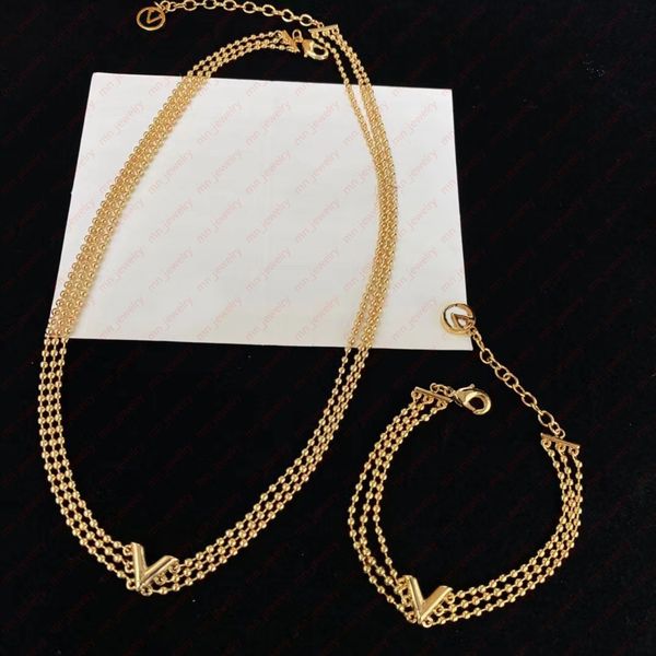 

golden pearl flow su luxury alphabet bracelet, necklace. square bride designer bracelet, necklace. european and american ins high-end design, Silver