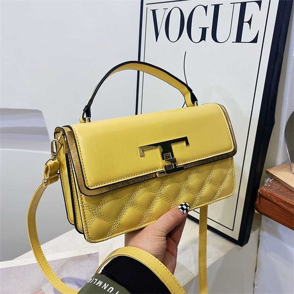 

68% off 2023 new bagdesigner new fashion one cross shoulder embroidered thread lock chain handheld stick women's small square bag