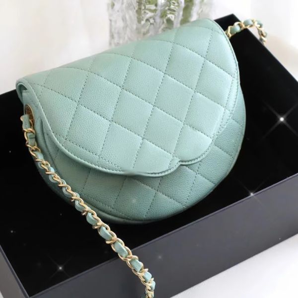 

half moon clutch mens designer cross body bag womens luxury totes handbag vacation bag calfskin lambskin quilted classic flap caviar pochett