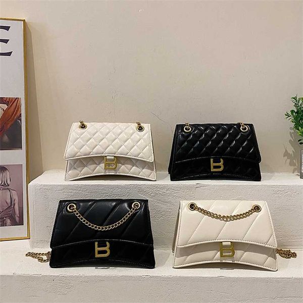 

66% off 2023 new bag designer winter simple rhombic letter hourglass new chic chain trend one shoulder women's crossbody bag