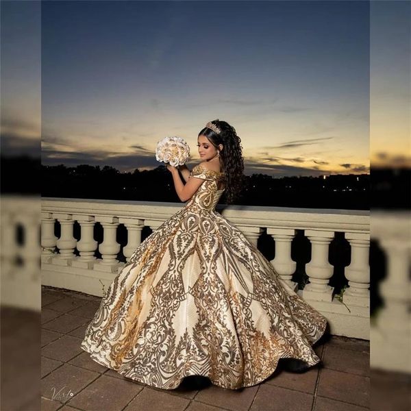 

2021 shining gold ball gown quinceanera dresses beaded off shoulder tulle sequined sweet 15 16 dress xv party wear250c, Blue;red