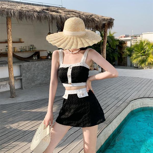 

korea south ins elegant skirt girls split spring swimsuit sweet little fragrance black and white bikini three pieces294g