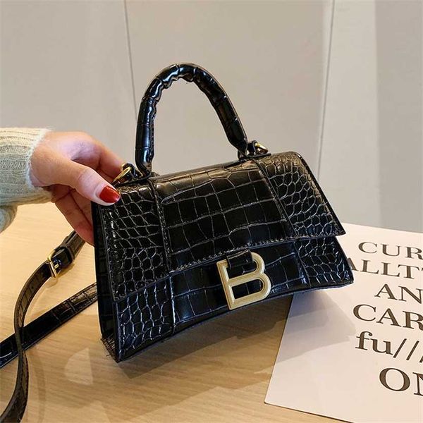 

62% off 2023 new bagbag designer spring new women's hourglass shoulder messenger bag fashion crocodile handbag