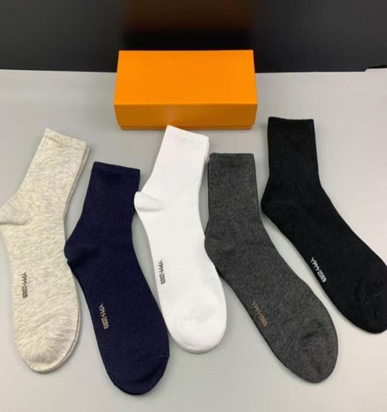 

fashion mens and womens four seasons pure cotton ankle short socks designer breathable outdoor leisure 5 colors business sock with6857723, Black