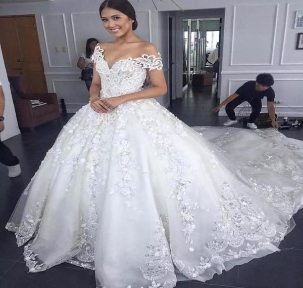 

2019 princess ball gown wedding dresses beaded lace 3d appliques crystal tulle off shoulder court train puffy plus size formal bri2889206, White