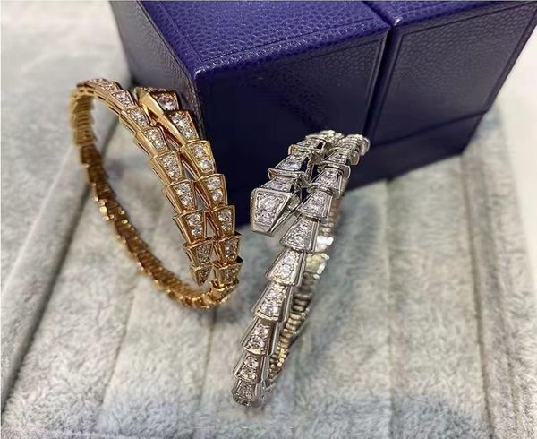 

luxury bulg charm bracelets designer jewelry women diamond bracelet fashion accessories3240766, Golden;silver