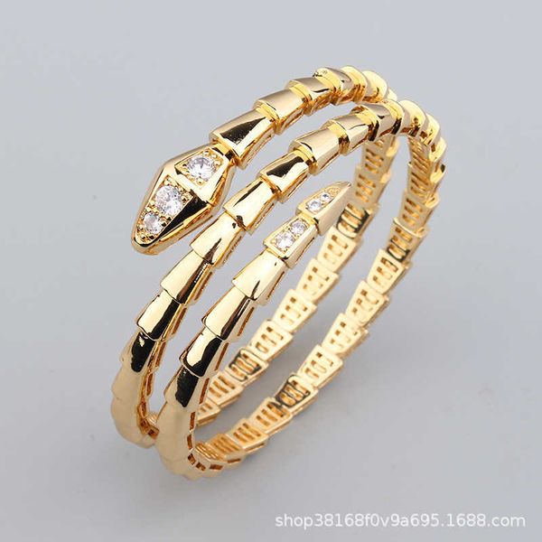 

fashionable shaped bare body for men and women with a couple's temperament. small luxury snake bone spring opening bracelet new product, Golden;silver