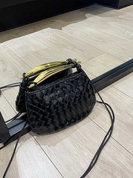 

hand bag handbag silver designer woven 2023 sardine new niche design metal single shoulder messenger dr0x