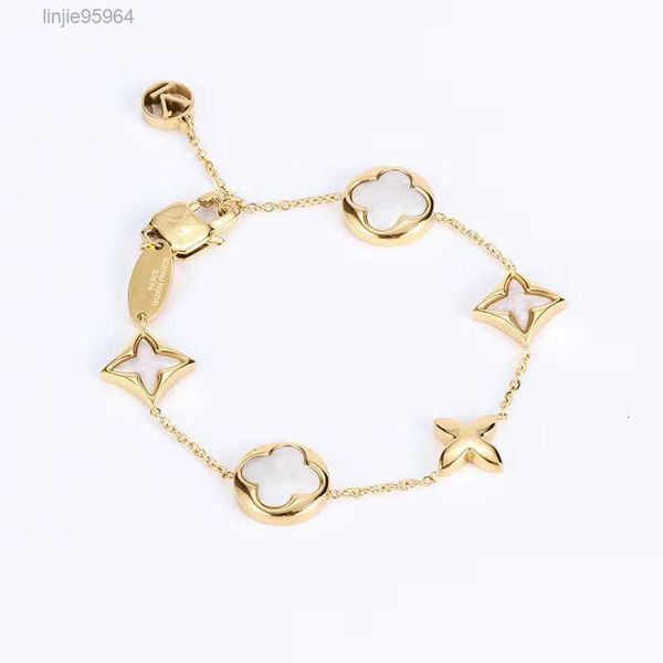 

flower lock bracelets bangle letter v steel designer for women men jewlery woman girl gold silver rose, Golden;silver