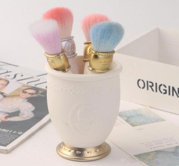 

les merveilleuses laduree 4pcs brush set mirror holder makeup brush quality9558451