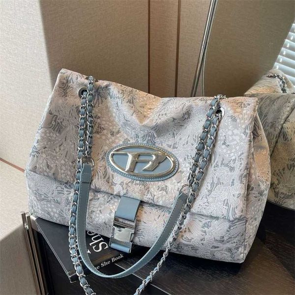 

65% off 2023 new bagdesigner large capacity fashion chain women's simple embroidery tote new casual underarm bag
