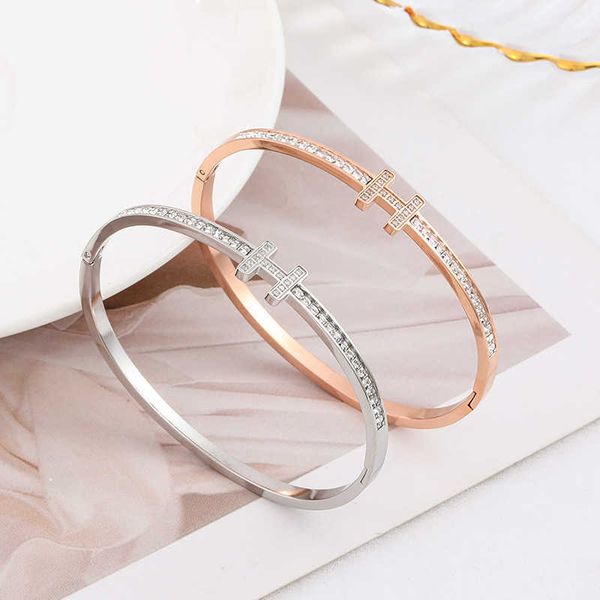 

hrems bangle for women and men wholesale simple titanium steel bracelet womens diamond inlaid 18k gold quality highgrade stainless network r, Black