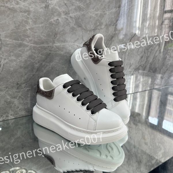 

new luxurys designer shoes sprint runner sneakers men women casual leather outdoor alexander shoe low pink trainers xsd221117, Black