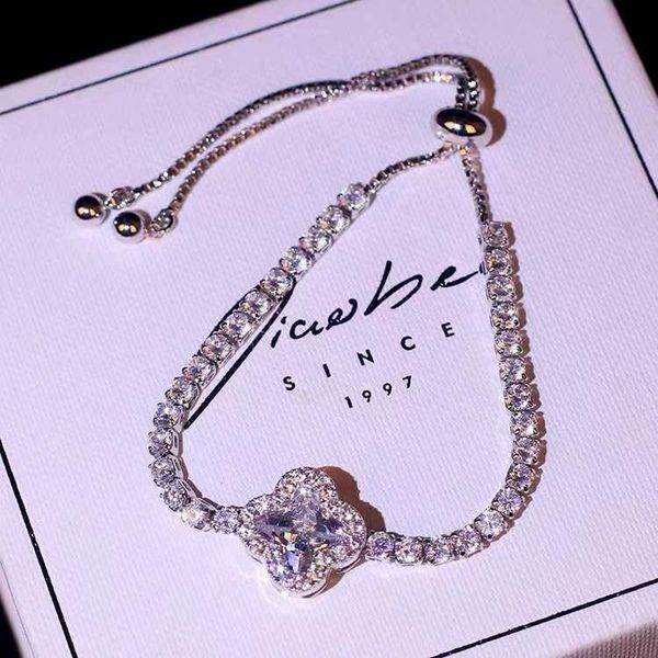

tiktok same style four leaf grass super flash micro set zircon pull out women's fashion bracelet accessories women, Golden;silver