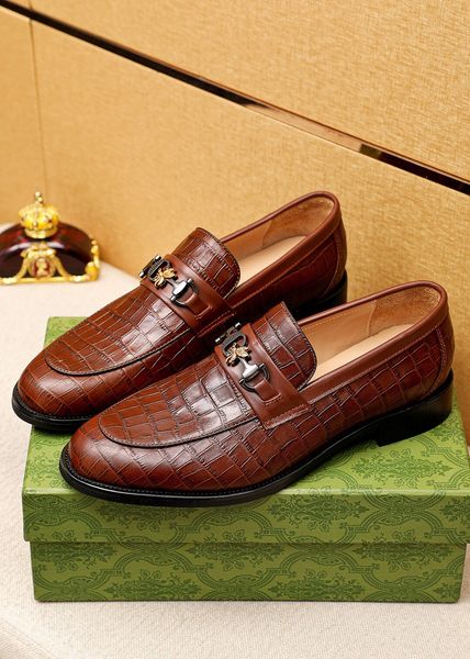 

new arrivals 2023 men breathable dress shoes slip-on flat shoes comfortable mens brand business party oxfords size 38-46, Black