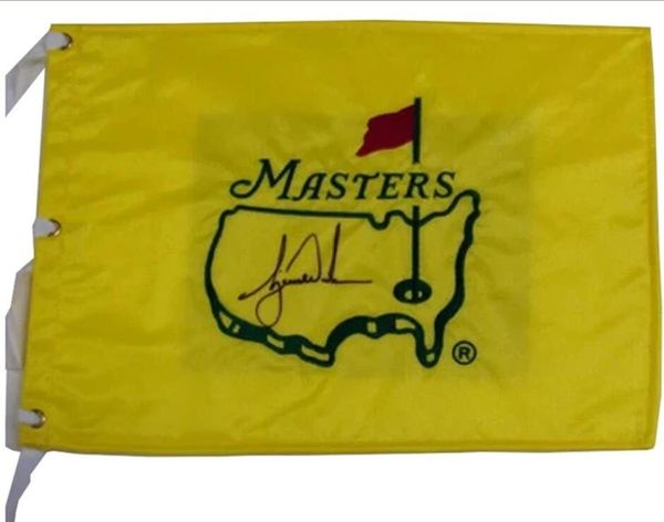 

tiger woods signed autographed us usa america masters pin flag6780075