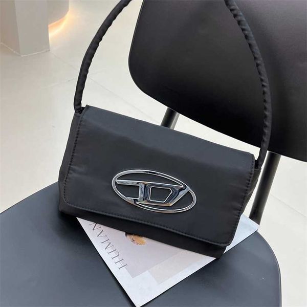 

60% off designer new single shoulder with stall nylon fabric underarm handheld big bag internet red silver label