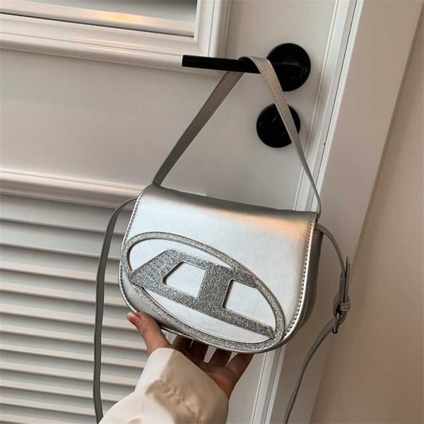 

65% off 2023 new bagdesigner women's new leisure fashion one shoulder oblique straddle handheld square with small design underarm dingd