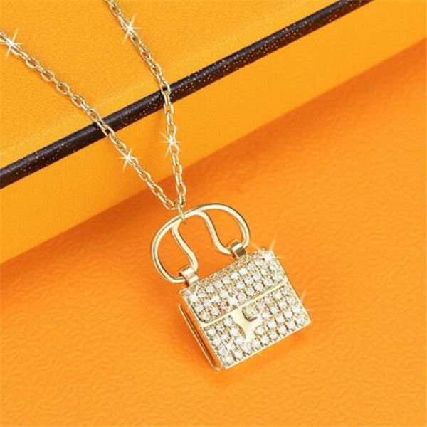 

classic designer letter necklace fashion luxury jewelry titanium steel christmas day gift plated dainty chain women diamond setting pendant, Silver
