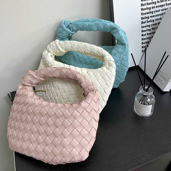 

handwoven handheld bun new style dumpling fashion cloud cow horn advanced ins genuine leather small bag