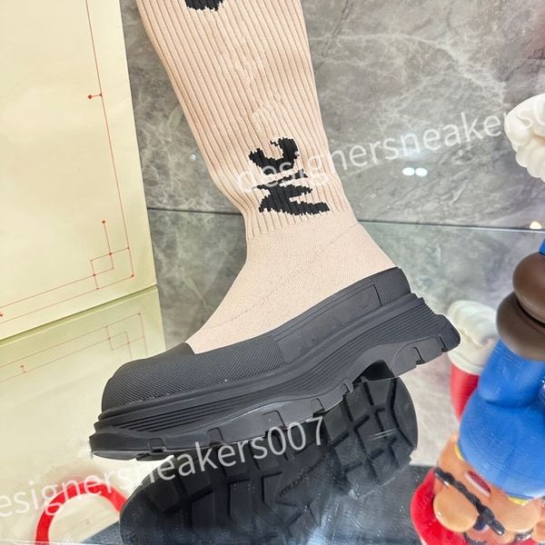 

new luxury shoe autumn and winter men sneaker male star fashion casual shoes mens socks shoes double non-slip soles 35-46 sneakers xsd221120, Black
