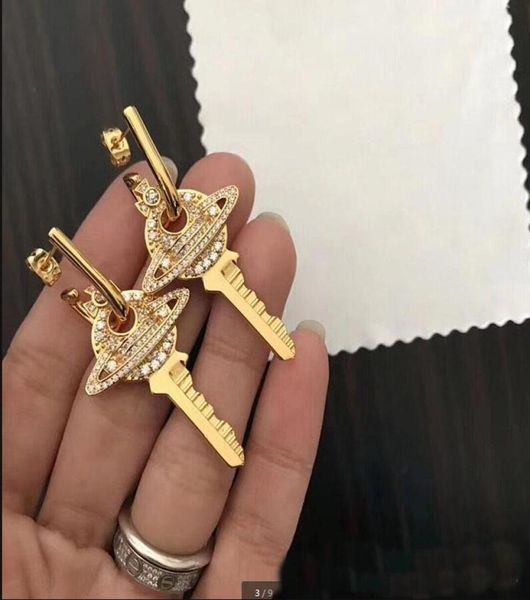 

dangle chandelier retro full diamonds key earrings exaggerated personality big letter b women earrings studs2658847, Silver