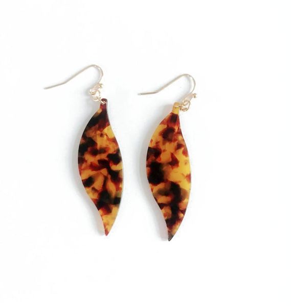 

new cute simple leaf shaped tortoise resin earring elegant fashion trandy whole jewelry for women1189637, Golden;silver