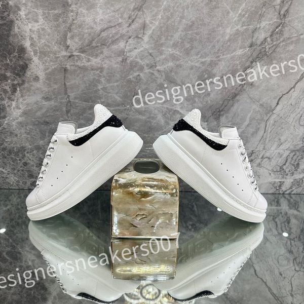 

2023 sneakers casual alexander shoe tread slick chaussures high triple royal pale lace up sneaker men platform womens trainers xsd221116, Black