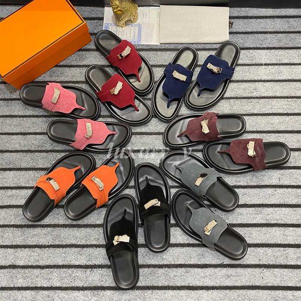 

designer men slippers chypre flip flops classic beach flats mental buckle rubber sole slides leather scuffs summer embossed flip flops, Black